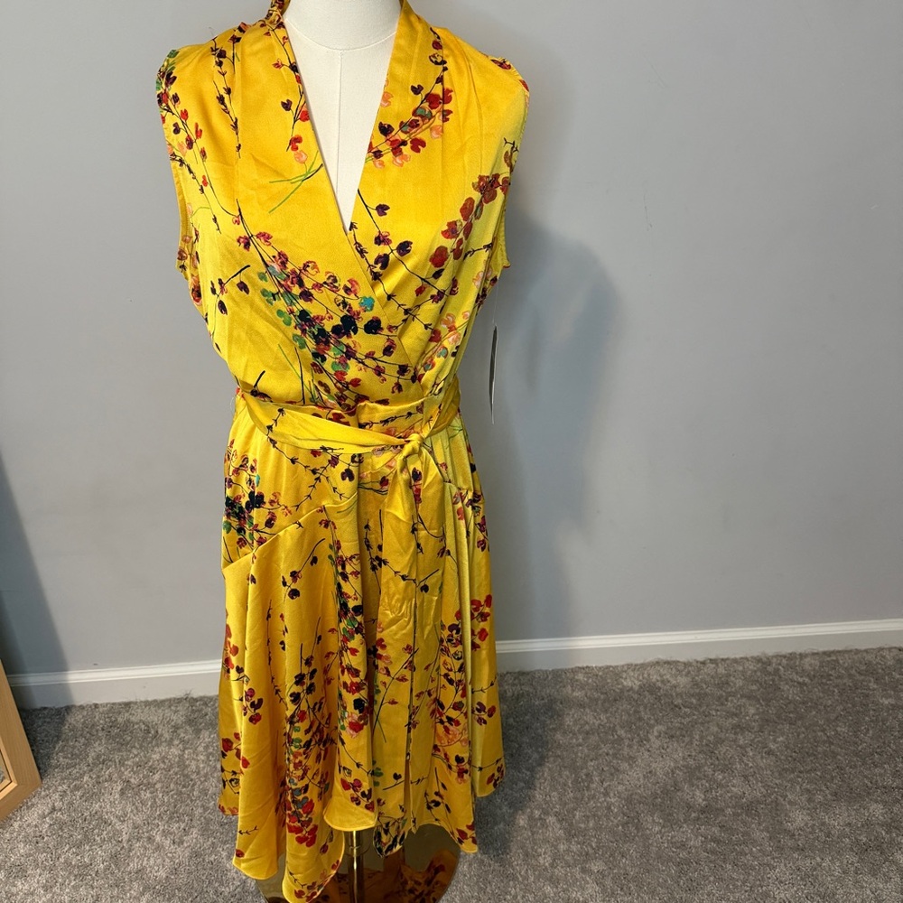 Floral Yellow Wrap‎ Dress